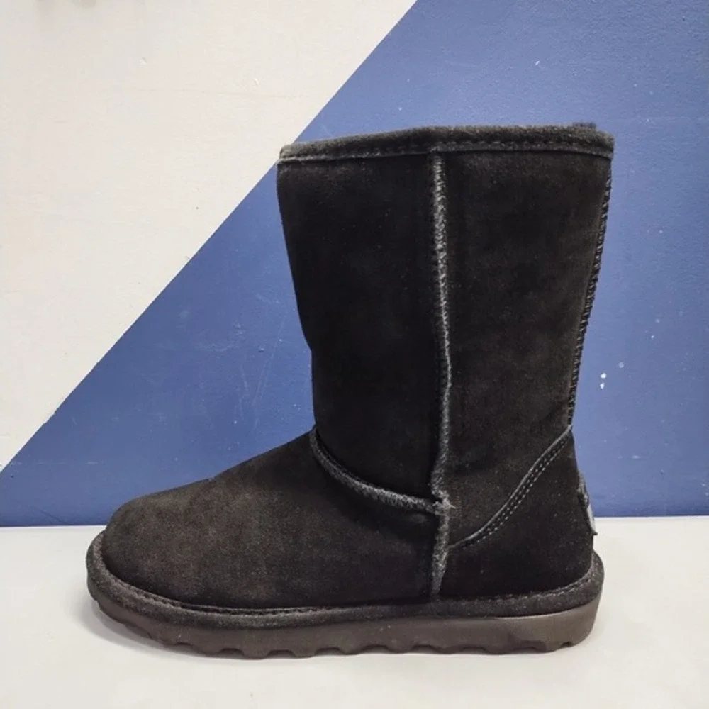Bearpaw Elle Winter Boots Womens US Size 8 Black Fluffy Lined Mid Calf Round Toe